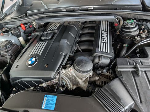 Used 2011 BMW 328i xDrive Coupe AWD/4WD image 23