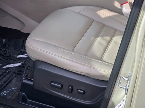 Used 2017 Ford Escape Titanium w/ Equipment Group 301A image 23