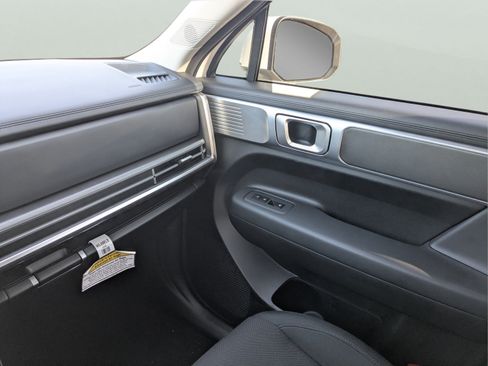Certified 2026 Hyundai Santa Fe SE FWD image 16