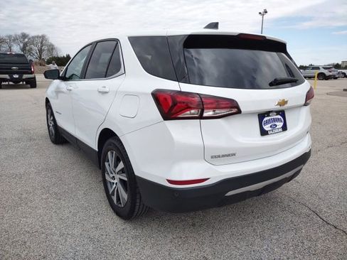 Used 2024 Chevrolet Equinox LT FWD image 3