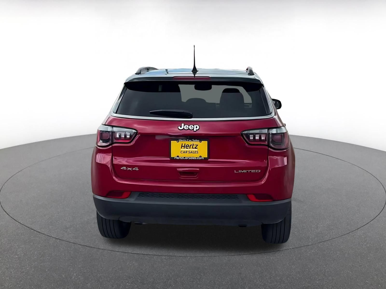 Used 2025 Jeep Compass Limited AWD/4WD image 12