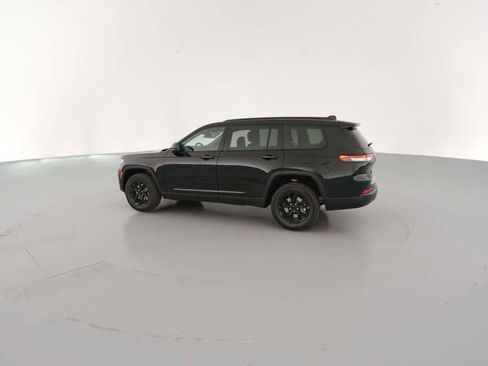 New 2025 Jeep Grand Cherokee L Laredo image 7
