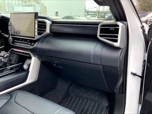 Used 2025 Toyota Tundra Platinum image 19