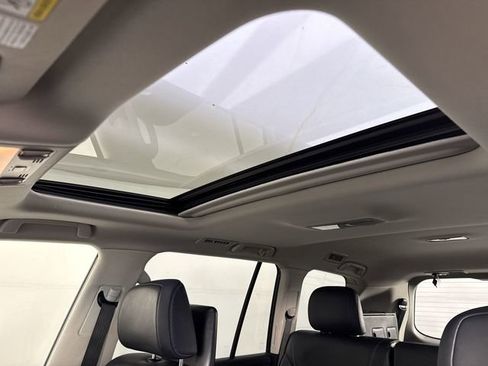 Used 2015 Lexus LX 570 4WD image 19