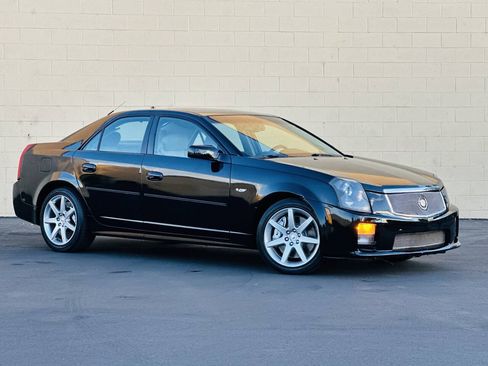Used 2004 Cadillac CTS V RWD image 3