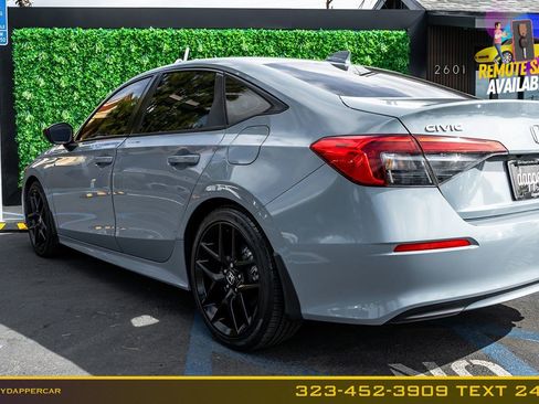 Used 2023 Honda Civic Sport image 9