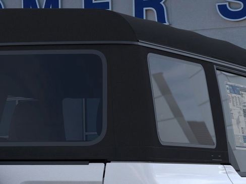 New 2025 Ford Bronco 4-Door image 25