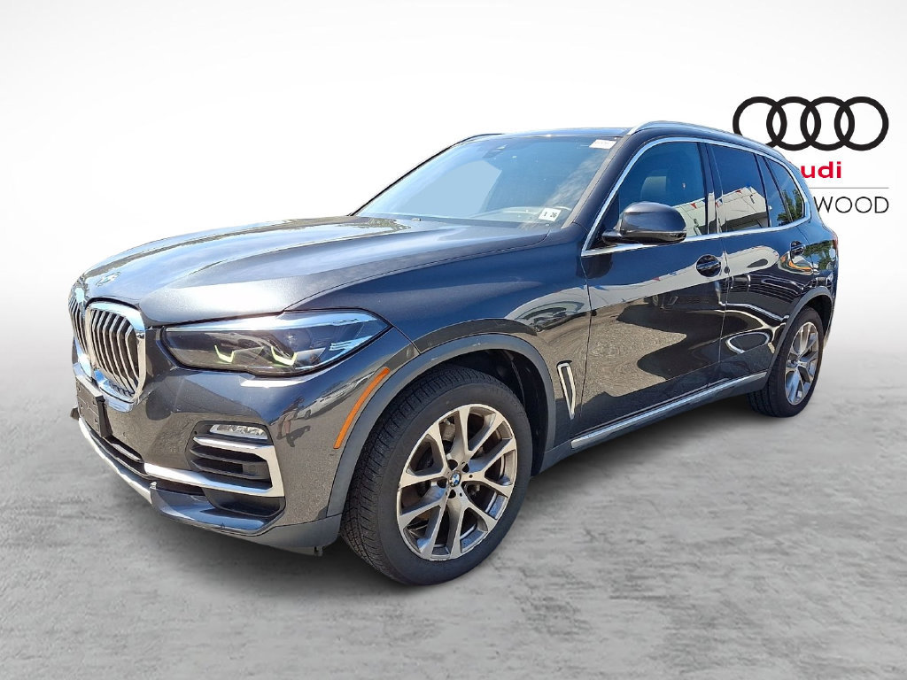 Used 2021 BMW X5 xDrive40i w/ Convenience Package AWD/4WD image 3