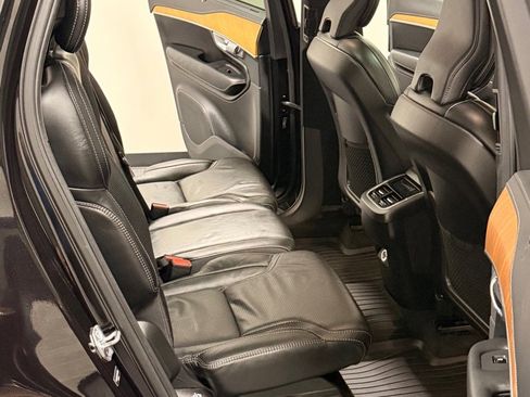 Used 2019 Volvo XC90 T6 Inscription w/ Luxury Package image 11