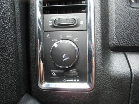 Used 2014 RAM 2500 Laramie AWD/4WD image 20