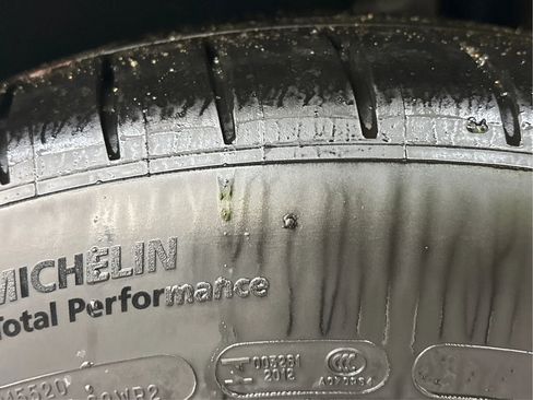 Used 2017 Porsche Panamera 4 image 33