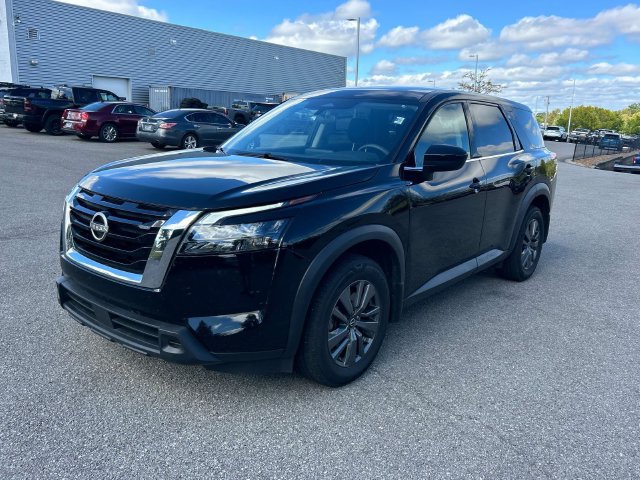 Certified 2024 Nissan Pathfinder S FWD image 8
