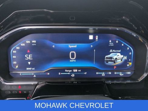 Used 2022 Chevrolet Silverado 1500 LT Trail Boss w/ Convenience Package II image 13