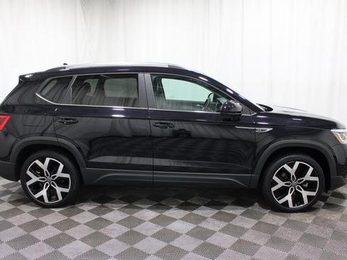 Used 2022 Volkswagen Taos SEL AWD/4WD image 31
