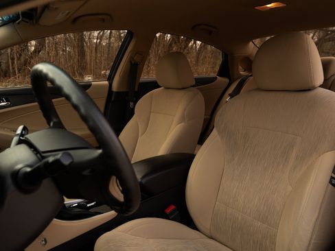 Used 2013 Hyundai Sonata GLS w/ Popular Equipment Pkg image 17