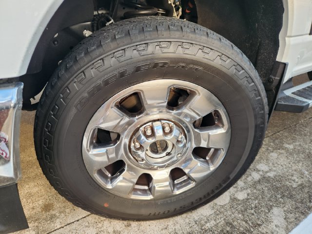 Used 2026 Ford F250 Lariat w/ Lariat Premium Package AWD/4WD image 10