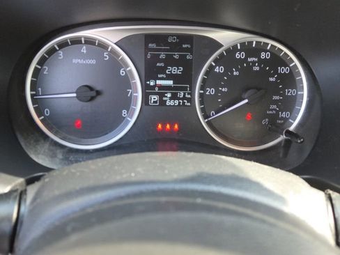 Certified 2022 Nissan Kicks S FWD image 2