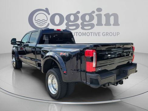 New 2026 Ford F450 Platinum w/ FX4 Off-Road Package AWD/4WD image 2