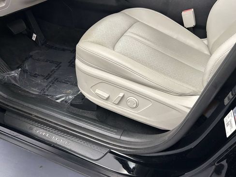 Used 2023 Kia Sorento S FWD image 52