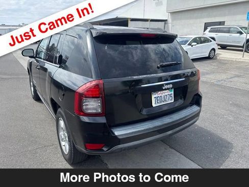 Used 2014 Jeep Compass Sport w/ Power Value Group FWD image 3