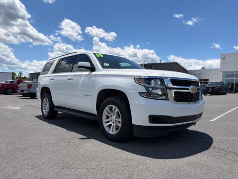 Used 2019 Chevrolet Tahoe LT AWD/4WD image 1