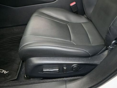 Used 2024 Honda Accord Touring image 13