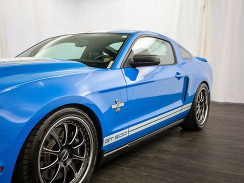 Used 2010 Ford Mustang Shelby GT500 image 31