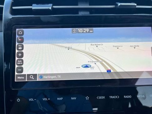 Used 2022 Hyundai Tucson Limited FWD image 11