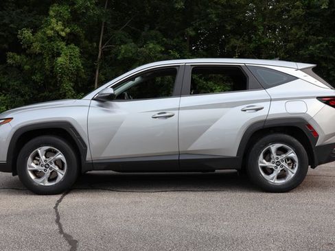 Used 2022 Hyundai Tucson SE AWD/4WD image 8