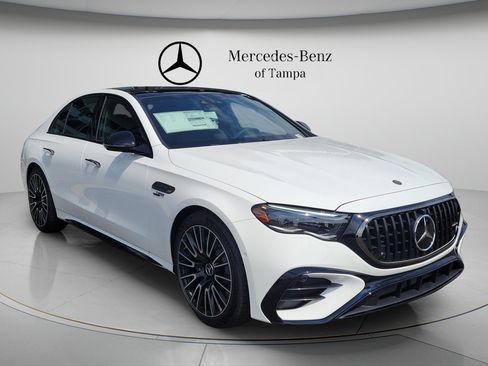 New 2026 Mercedes-Benz E 53 AMG e 4MATIC Sedan image 4