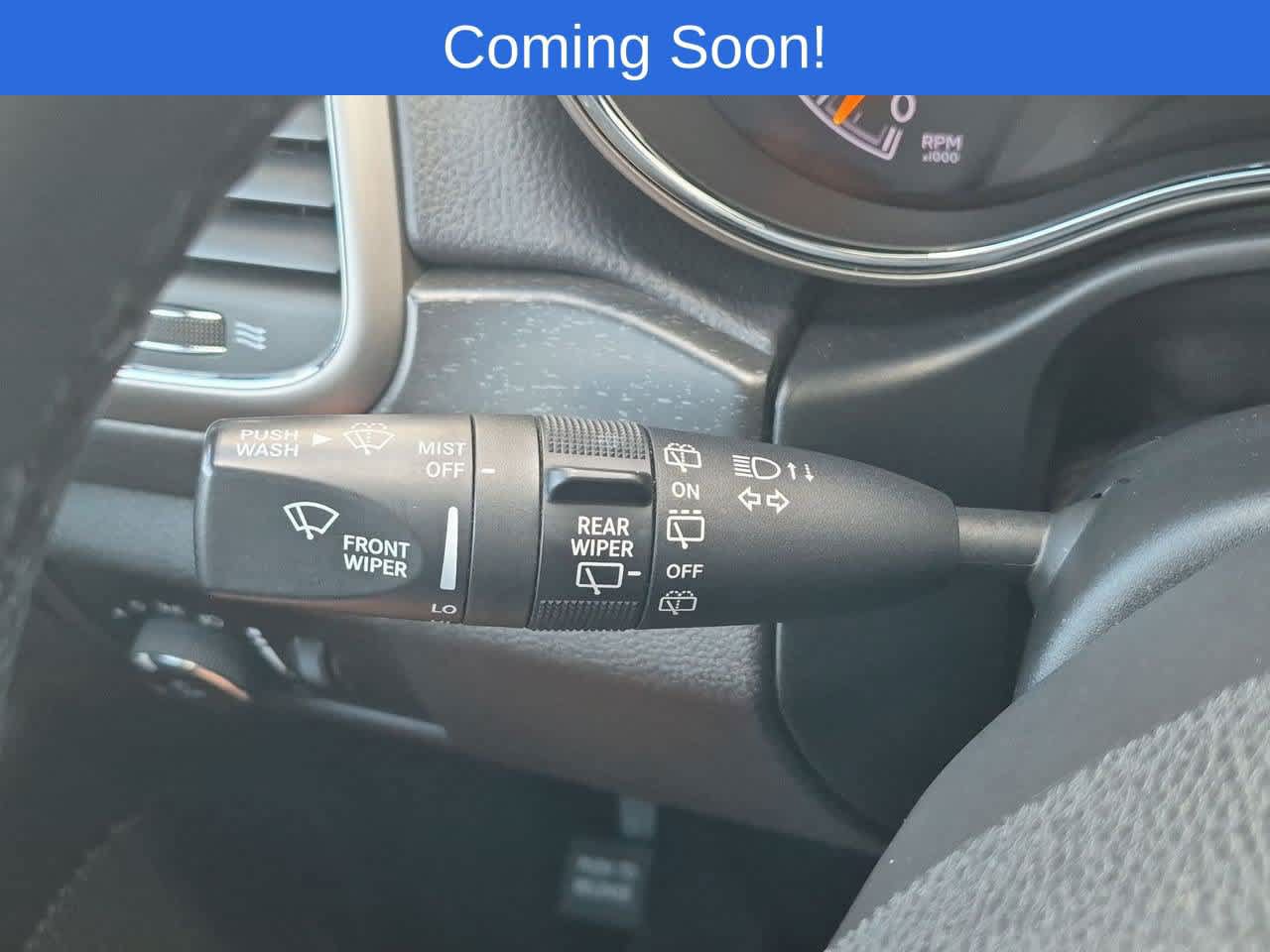 Used 2018 Jeep Grand Cherokee Altitude AWD/4WD image 26