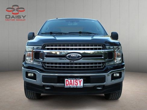 Used 2018 Ford F150 XLT w/ Equipment Group 302A Luxury image 2