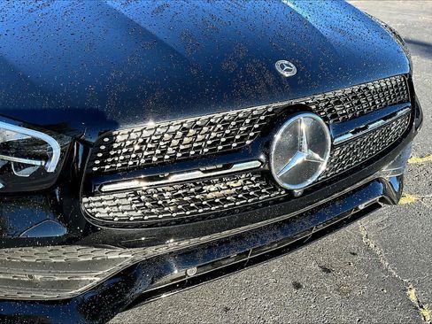 Used 2022 Mercedes-Benz GLC 300 image 29