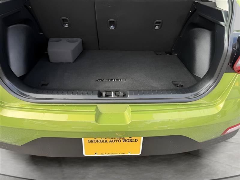 Used 2022 Hyundai Venue SE FWD image 31
