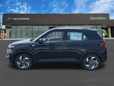 New 2026 Hyundai Venue SEL FWD image 9