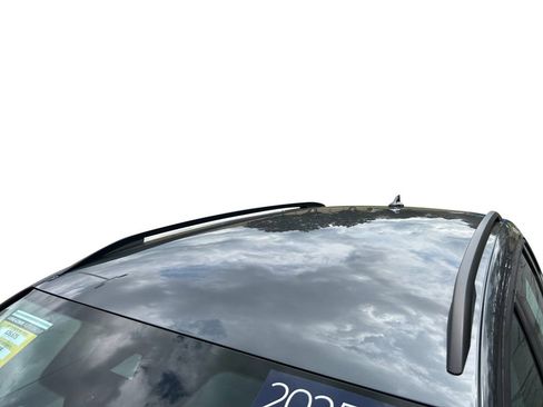 Certified 2025 Volkswagen Taos S image 13