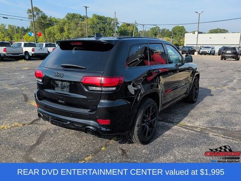 Used 2018 Jeep Grand Cherokee SRT AWD/4WD image 6