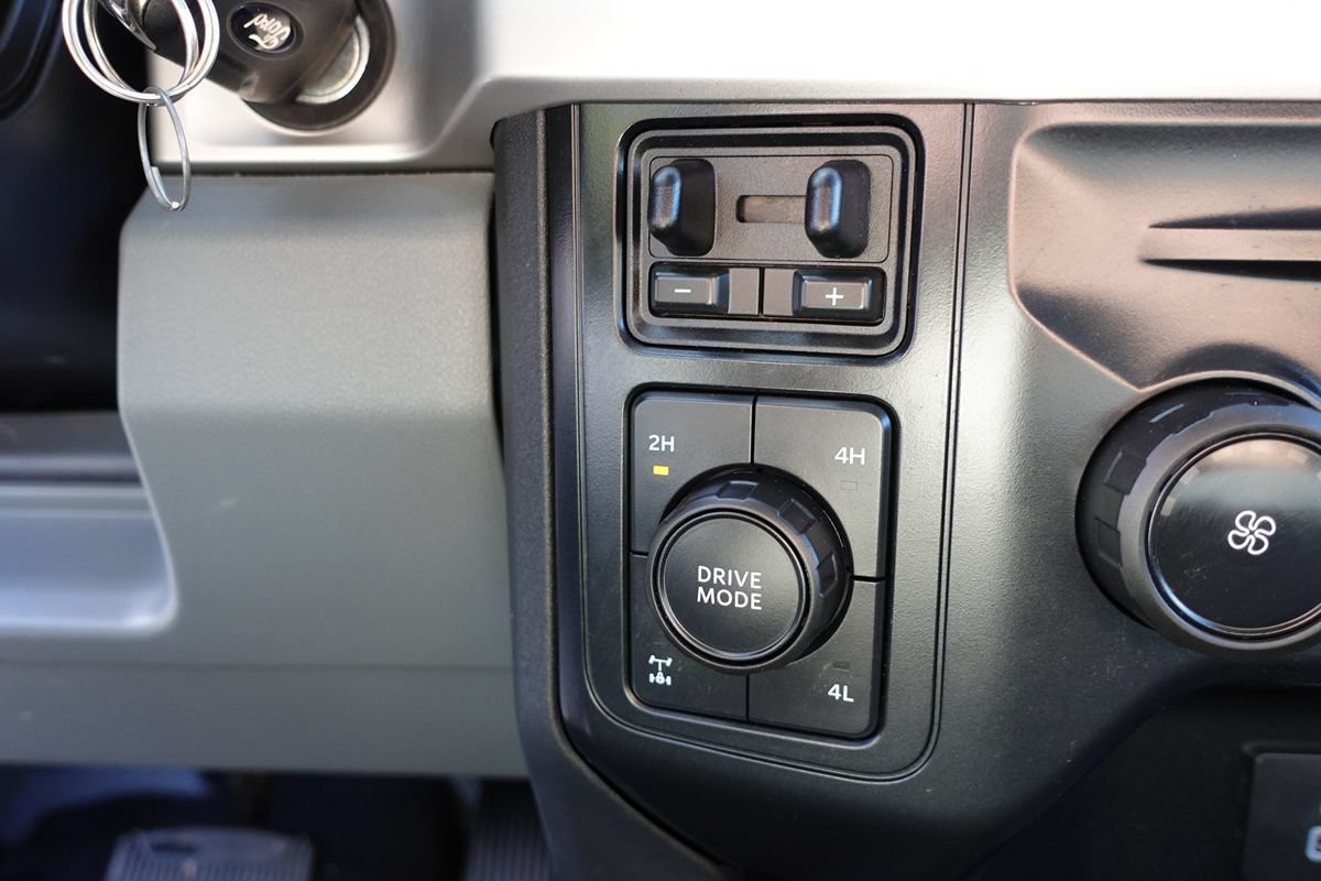 Used 2024 Ford F350 XLT w/ FX4 Off-Road Package AWD/4WD image 48
