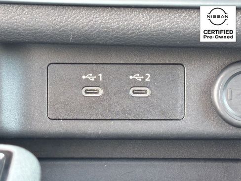 Certified 2025 Nissan Rogue SV FWD image 23