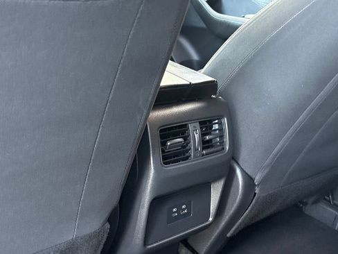 Used 2023 Nissan Rogue SV AWD/4WD image 24