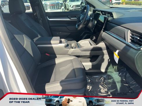 New 2026 GMC Terrain Elevation w/ Elevation Premium Package image 19