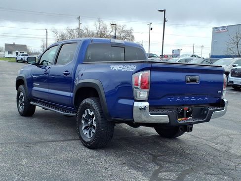 Used 2023 Toyota Tacoma TRD Off-Road image 7