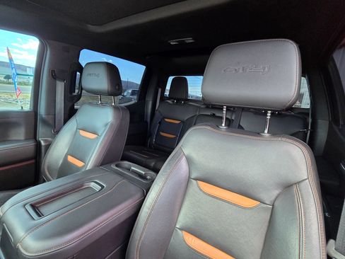 Used 2020 GMC Sierra 1500 AT4 w/ AT4 Premium Package AWD/4WD image 14