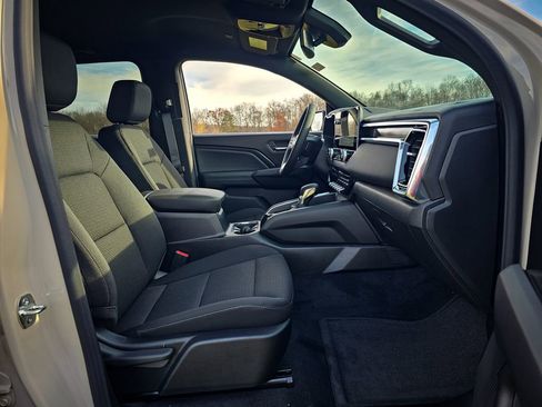 New 2026 GMC Canyon Elevation w/ Convenience Package image 37