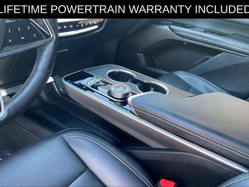 Used 2024 Cadillac Lyriq Sport RWD image 13