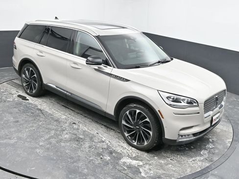 Used 2024 Lincoln Aviator Reserve w/ Equipment Group 201A image 37