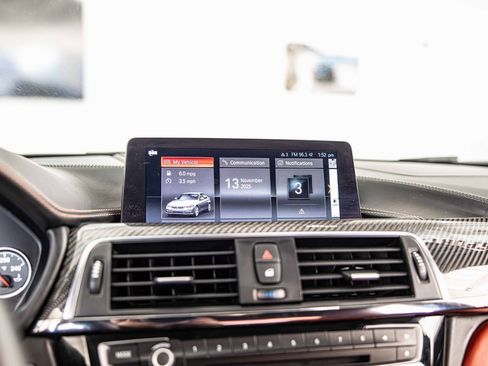 Used 2018 BMW M3 image 25