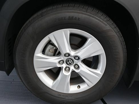 Used 2025 Toyota Grand Highlander FWD image 28