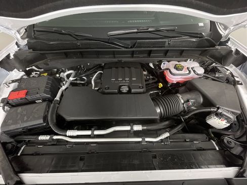 Used 2025 GMC Sierra 1500 SLE image 30