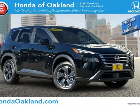 Used 2024 Nissan Rogue SV AWD/4WD image 1